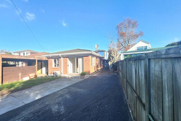 Photo of property in 26 Tamaki Bay Drive, Pakuranga, Auckland, 2010