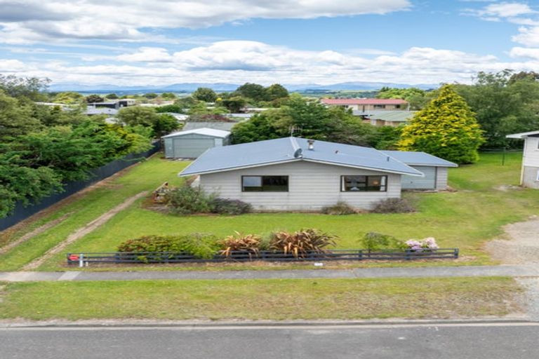 Photo of property in 4 Pompolona Street, Te Anau, 9600