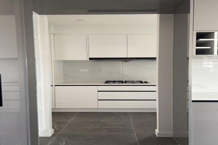 Photo of property in 10 Rathfarnham Road, Flat Bush, Auckland, 2019