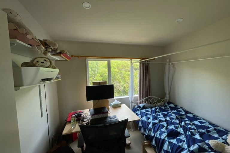 Photo of property in 65 Meadowcroft Grove, Johnsonville, Wellington, 6037