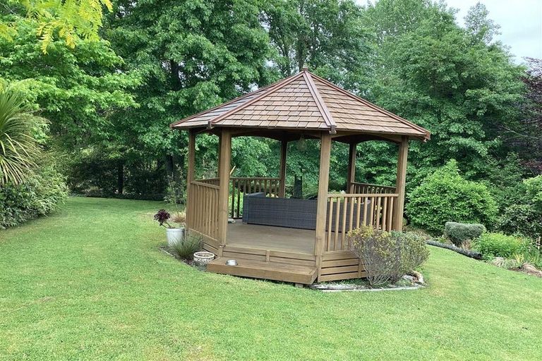 Photo of property in 360 Creightons Road, Clevedon, Papakura, 2582