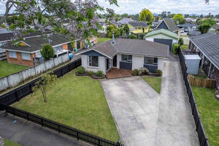 Photo of property in 32 Livingstone Avenue, Nawton, Hamilton, 3200