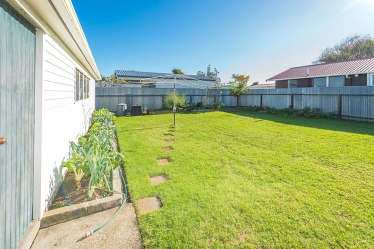 Photo of property in 23 Exeter Crescent, Springvale, Whanganui, 4501