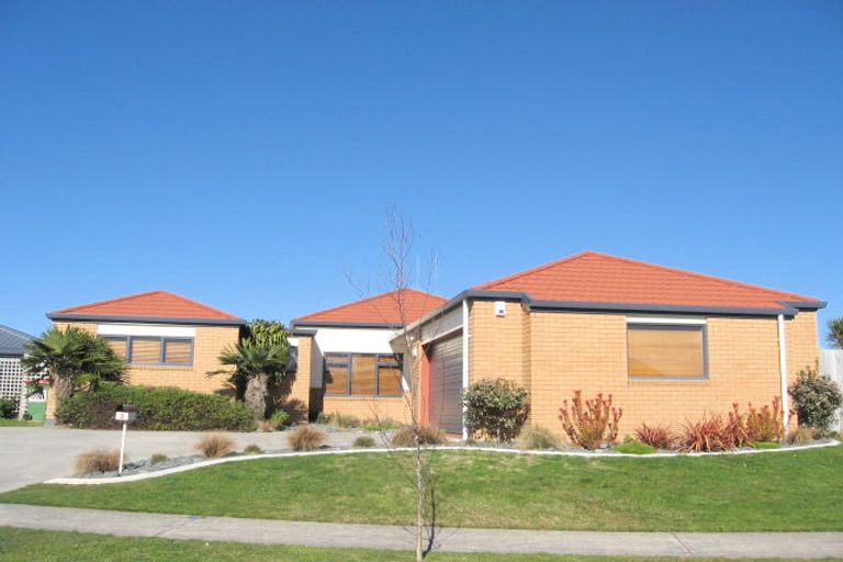 Photo of property in 3 Lavenham Place, Rototuna North, Hamilton, 3210