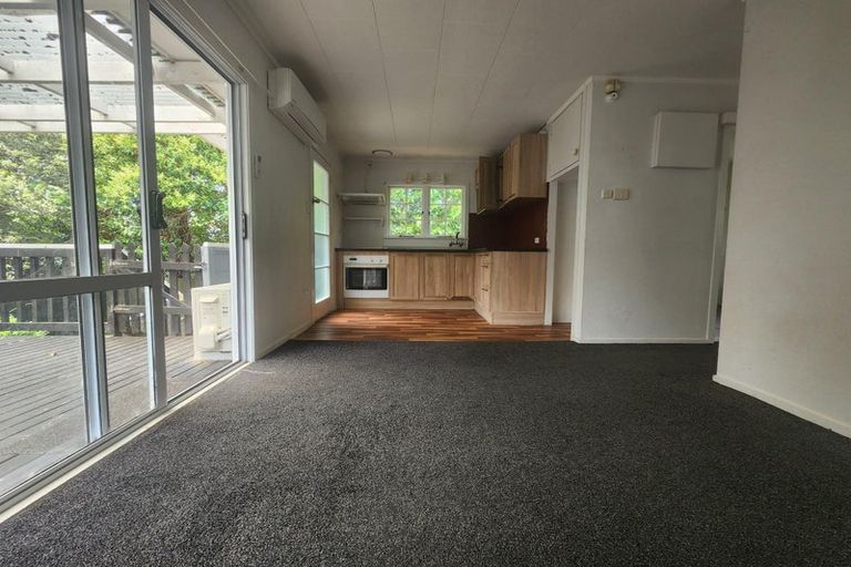 Photo of property in 4/54 View Road, Henderson, Auckland, 0612