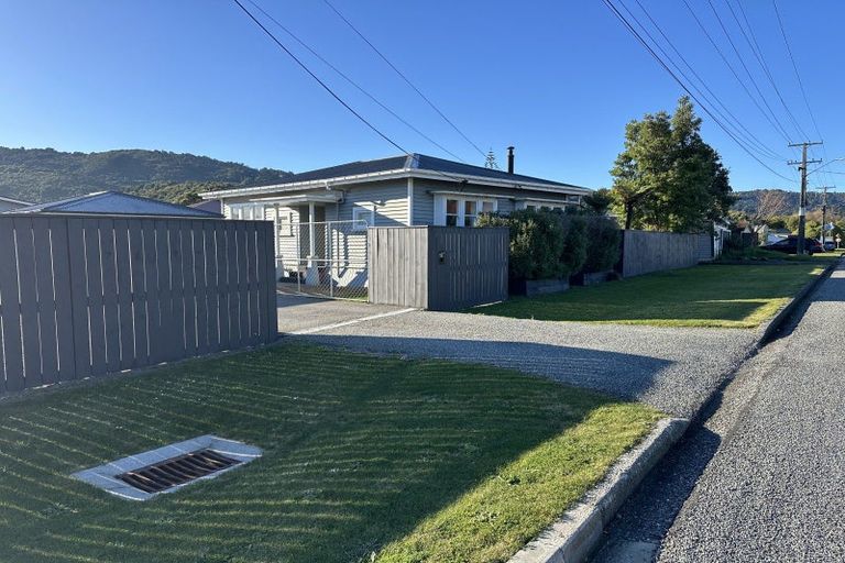 Photo of property in 61 Marlborough Street, Greymouth, 7805