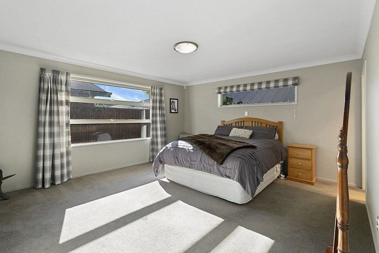 Photo of property in 1 Teagarden Close, Mairehau, Christchurch, 8052