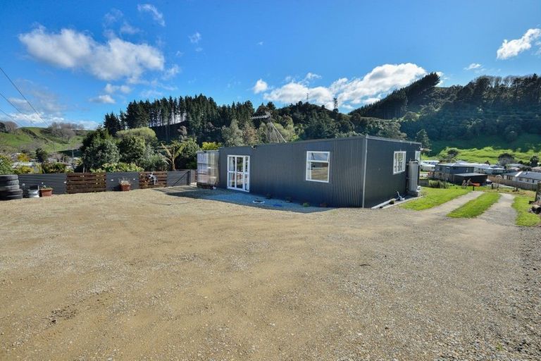 Photo of property in 99 Valley Road, Mangapapa, Gisborne, 4010