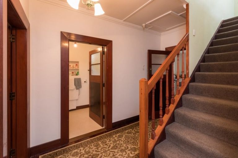 Photo of property in 18 Newgate Street, Picton, 7220