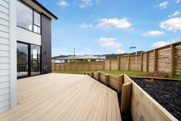 Photo of property in 19 Paihere Street, Huapai, Kumeu, 0810