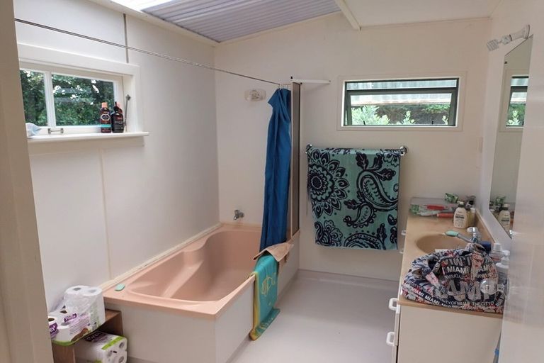 Photo of property in 642 Ngunguru Road, Glenbervie, Whangarei, 0173