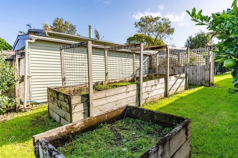 Photo of property in 8 Montaine Place, Maungaturoto, 0520