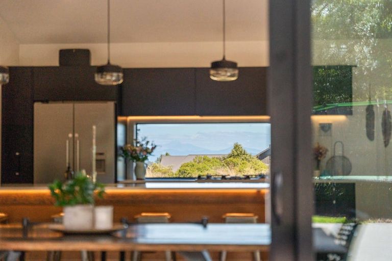 Photo of property in 40 Lacebark Drive, Kinloch, Taupo, 3377