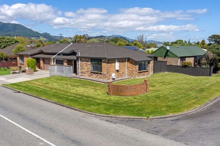 Photo of property in 51b Tutanekai Street, Paraparaumu, 5032