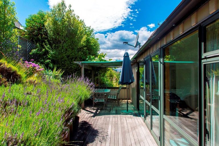 Photo of property in Marina Village, 1/10 Marina Drive, Frankton, Queenstown, 9300