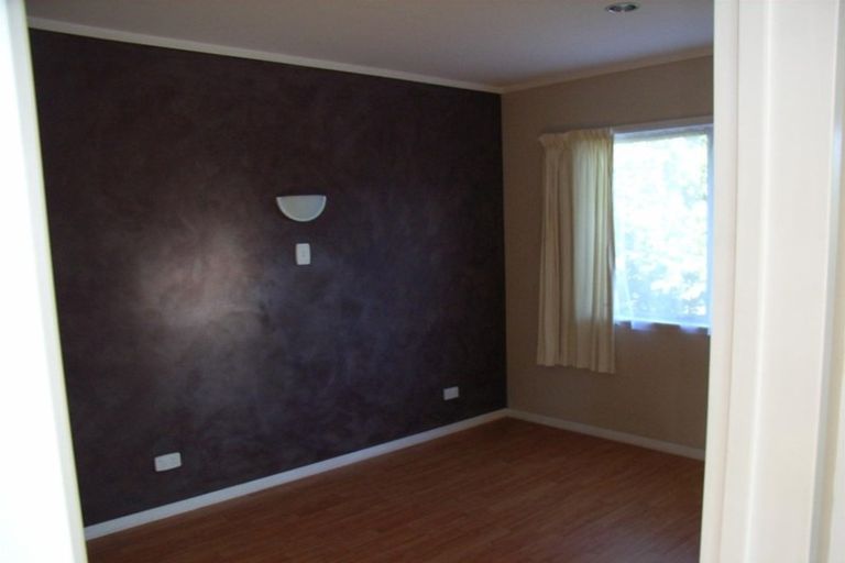 Photo of property in 81 Sunderlands Road, Half Moon Bay, Auckland, 2012