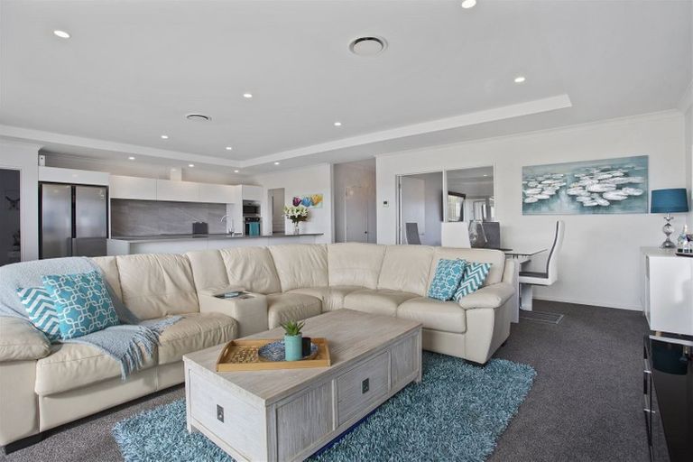 Photo of property in 91 Te Hurunui Drive, Pegasus, 7612