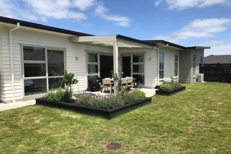 Photo of property in 8 Kaiawa Street, Beachlands, Auckland, 2018