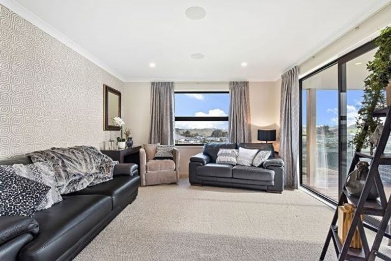 Photo of property in 54 Hillpark Drive, Pokeno, 2402