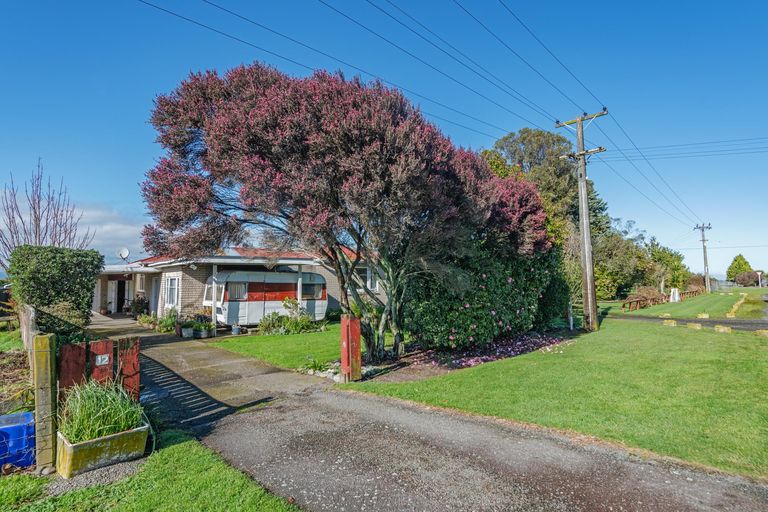 Photo of property in 12 Lawton Road, Newbury, Feilding, 4775