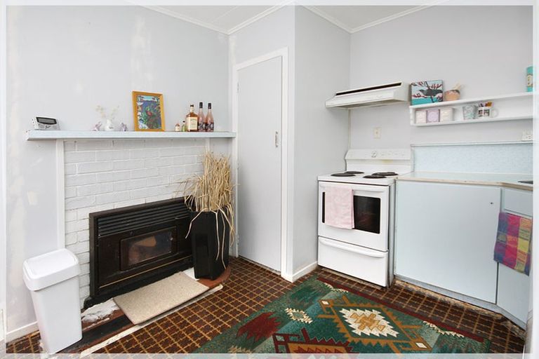 Photo of property in 11 Whittaker Street, Foxton, 4814