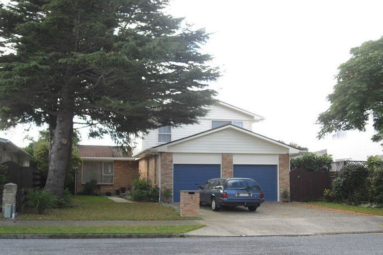 Photo of property in 7 Waddington Drive, Naenae, Lower Hutt, 5011