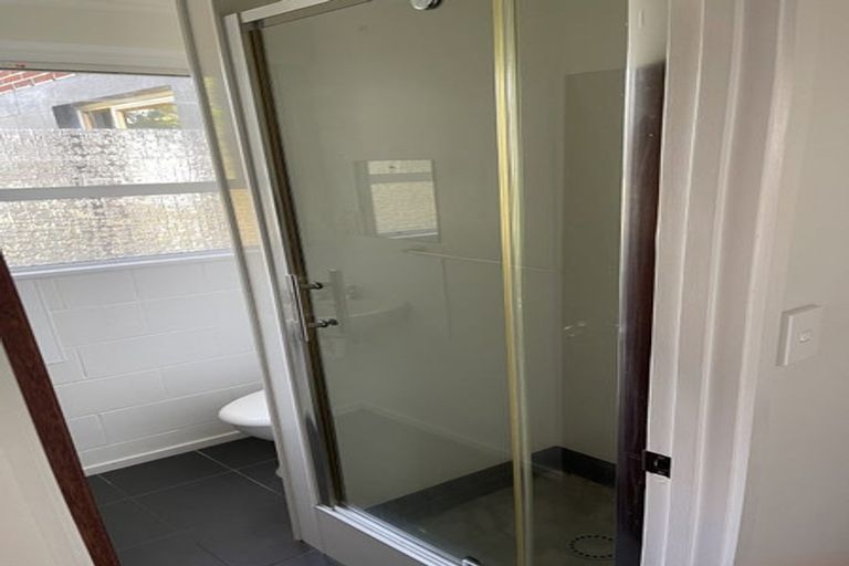 Photo of property in 3 Marama Place, One Tree Point, 0118