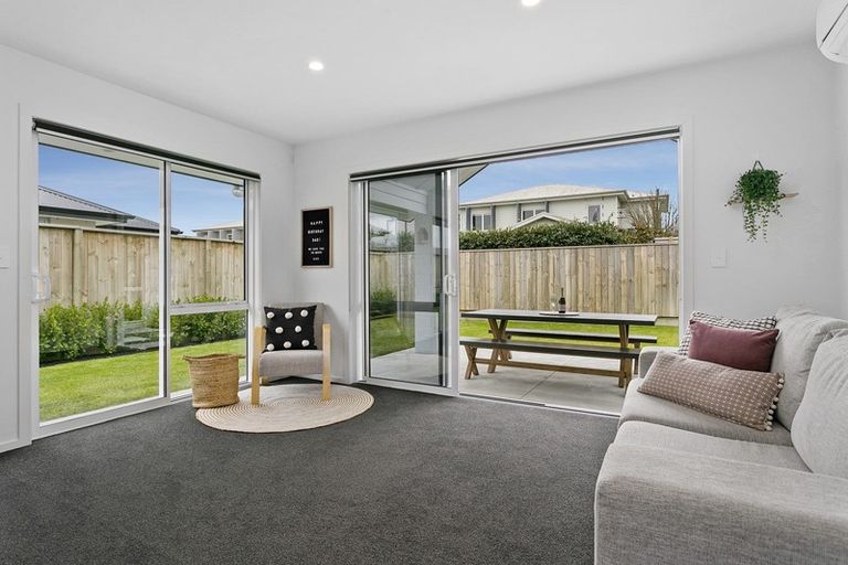 Photo of property in 4 Huka Heights Drive, Rangatira Park, Taupo, 3330