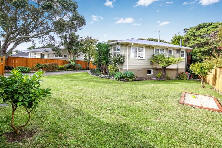 Photo of property in 34 South Lynn Road, Titirangi, Auckland, 0604