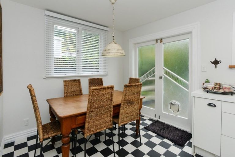 Photo of property in 3 Paradise Road, Napier South, Napier, 4110