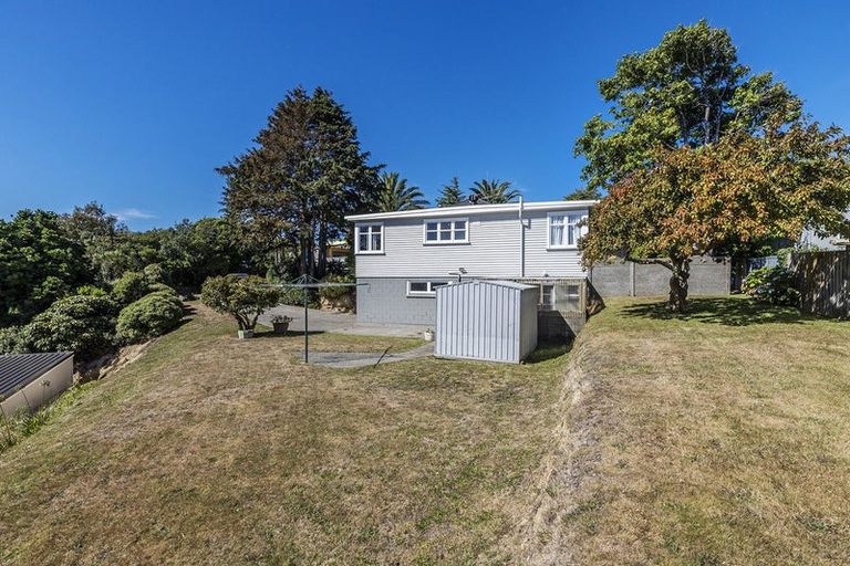 Photo of property in 5 Champion Street, Ranui, Porirua, 5024