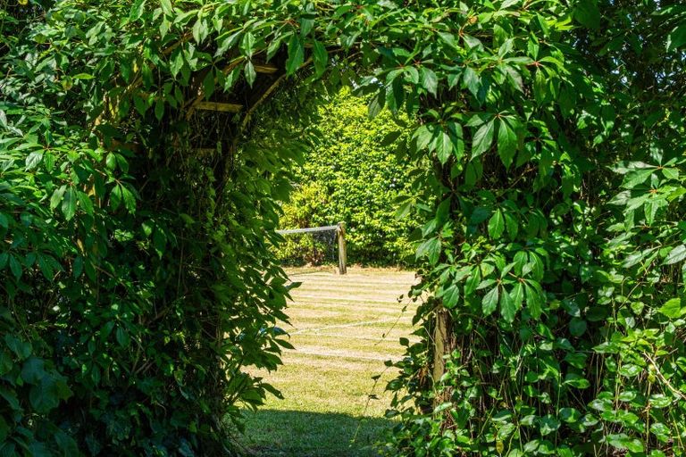 Photo of property in 1022 No 2 Line, Fordell, Whanganui, 4572