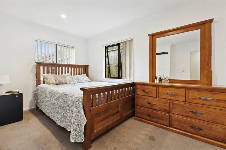 Photo of property in 18a Christmas Road, Manurewa, Auckland, 2102