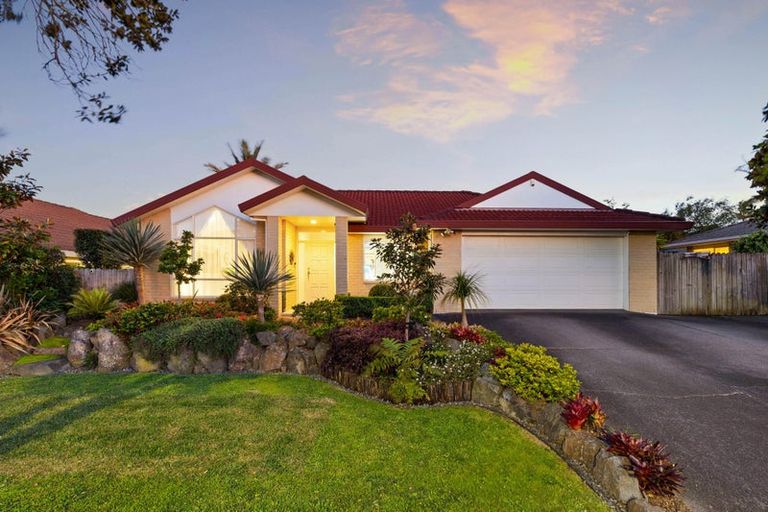Photo of property in 136 Kilkenny Drive, East Tamaki Heights, Auckland, 2016
