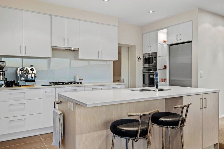 Photo of property in 6 Yelverton Place, Huntsbury, Christchurch, 8022