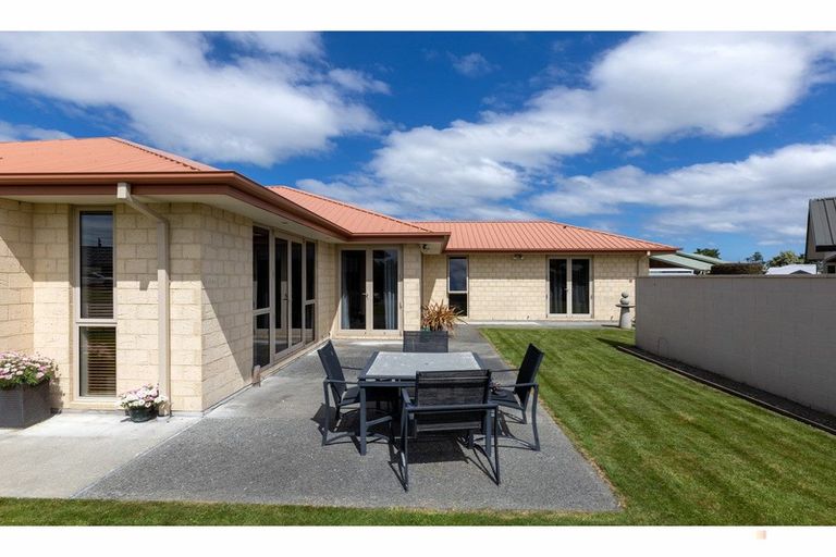 Photo of property in 9 Tancred Street, Geraldine, 7930