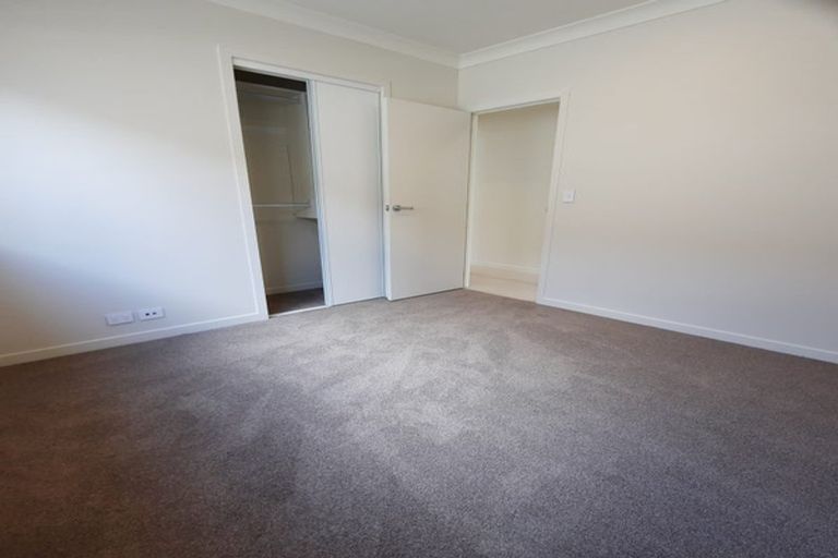 Photo of property in 20 Rauriki Lane, Rosehill, Papakura, 2113