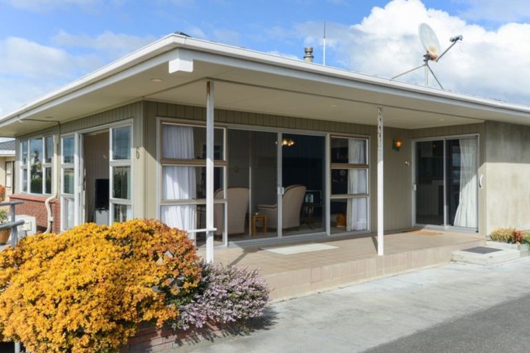 Photo of property in 6 The Esplanade, Westshore, Napier, 4110