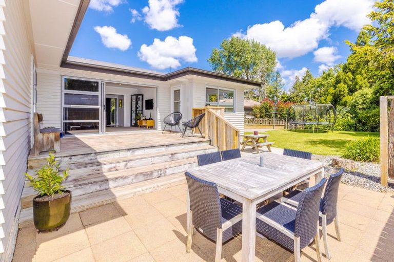 Photo of property in 21 Paulette Place, Queenwood, Hamilton, 3210