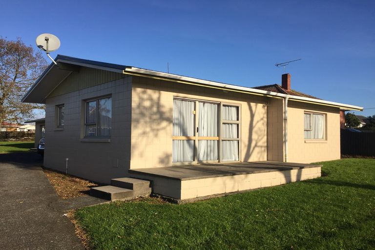 Photo of property in 16a Kennelly Crescent, Pukekohe, 2120