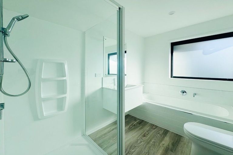 Photo of property in 37 Mehrtens Crescent, Woodend, 7691