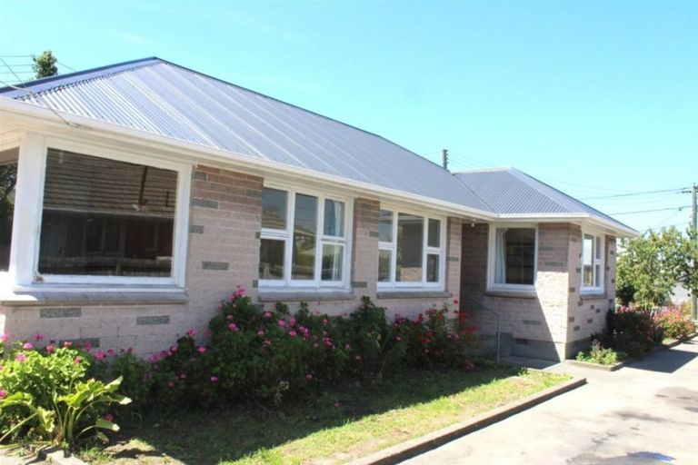 Photo of property in 37 Arthur Street, Upper Riccarton, Christchurch, 8041