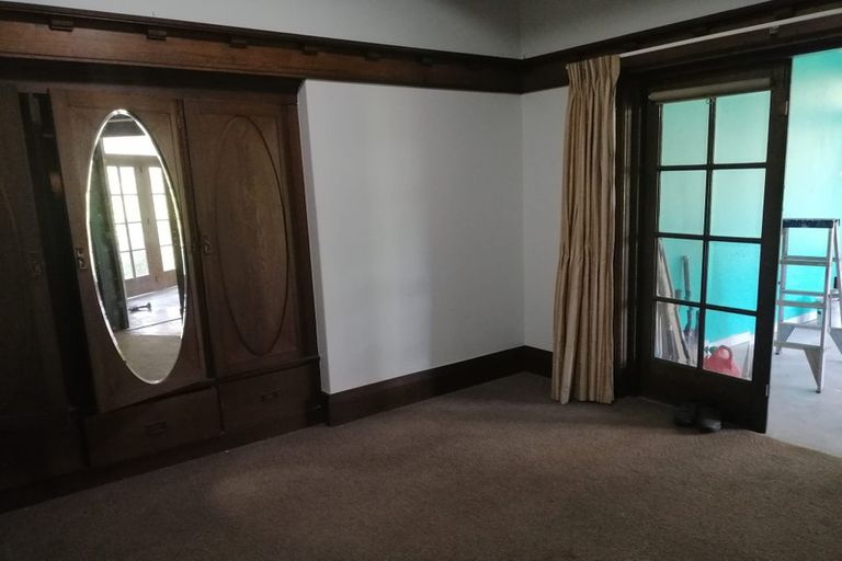 Photo of property in 18 Links Road, New Lynn, Auckland, 0600