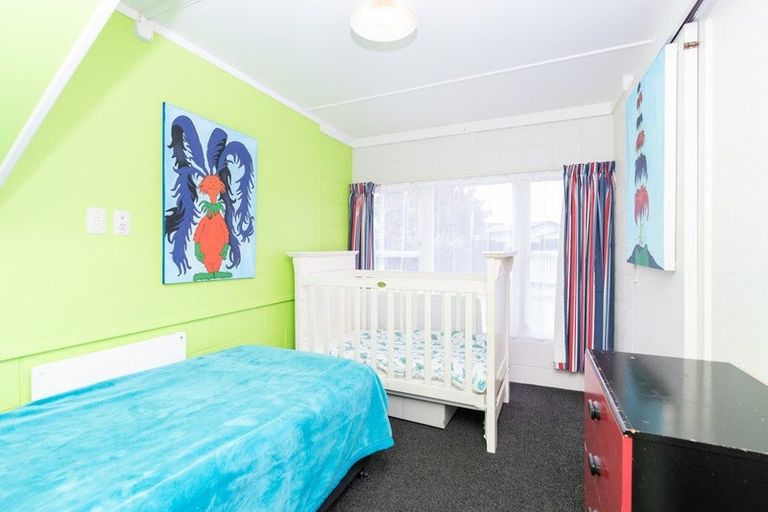 Photo of property in 65 Deanwell Avenue, Melville, Hamilton, 3206