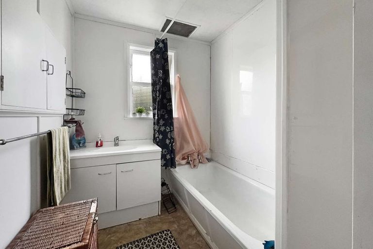 Photo of property in 18 Goldfinch Street, Taihape, 4720