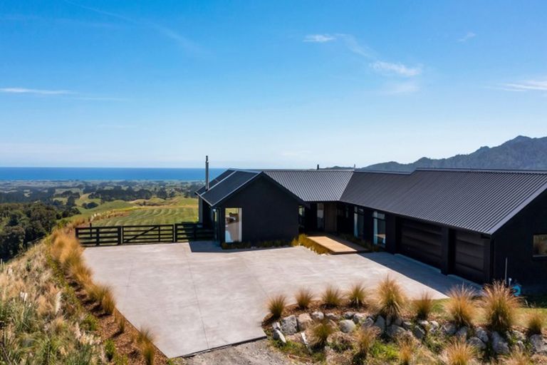 Photo of property in 791 Dover Road, Okato, New Plymouth, 4374