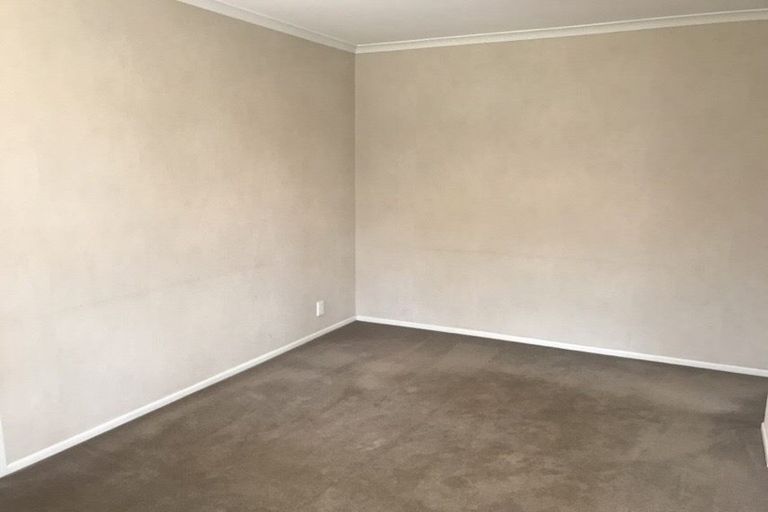 Photo of property in 96 Redcastle Drive, East Tamaki, Auckland, 2013