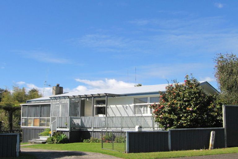 Photo of property in 123 Kingswood Road, Brookfield, Tauranga, 3110