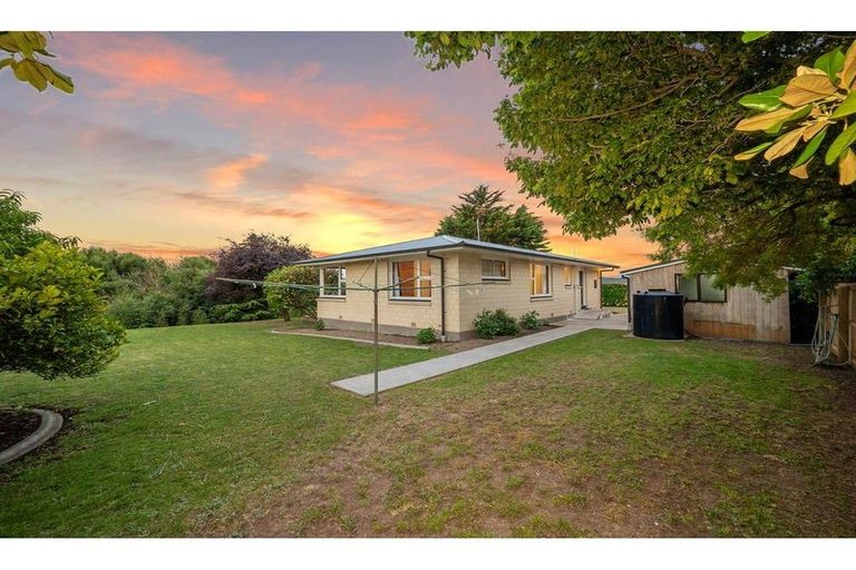 Photo of property in 302 Wigram Road, Wigram, Christchurch, 8025