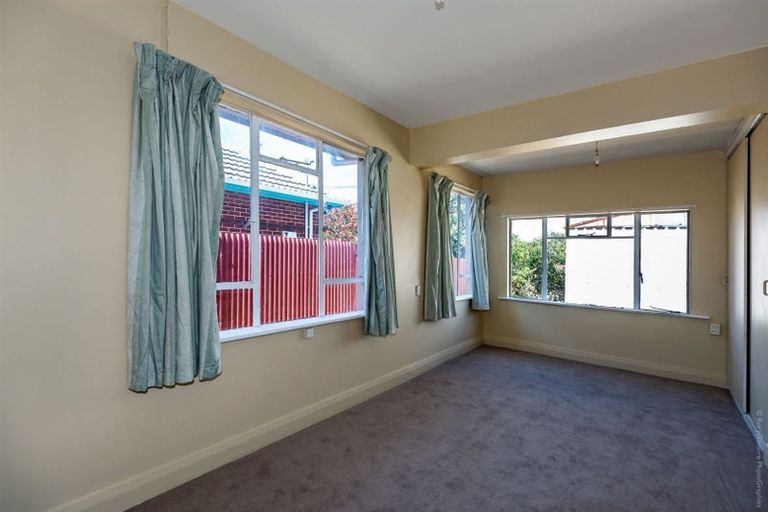 Photo of property in 66 Pacific Road, North New Brighton, Christchurch, 8083